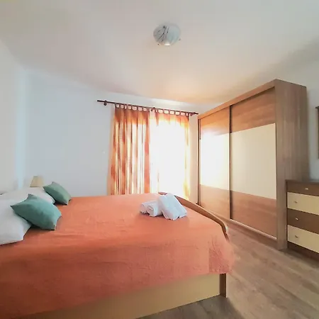 Apartment Ante *